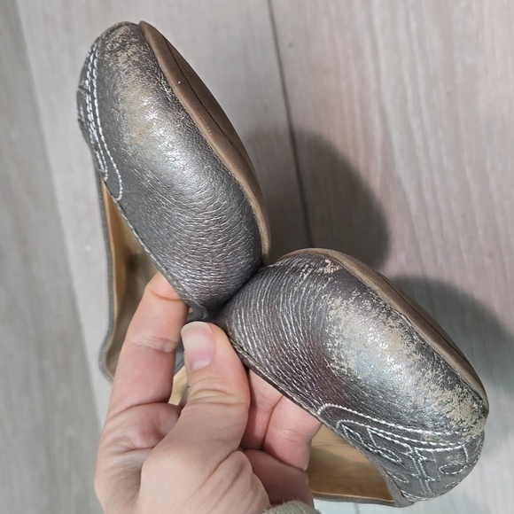 Tory Burch Womens Ruby Pewter silver Logo Flats Ballet shoes sz 9M - Picture 5 of 15